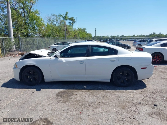 2013 Dodge Charger SE with VIN 2C3CDXBG9DH705485, listed as a IAAI auction lot 41788288 with 134,751 mi miles. Bid and sale history available at carsss.com. Image 15.