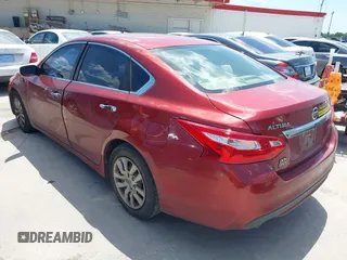 2016 Nissan Altima SR with VIN 1N4AL3AP9GC261277, listed as a IAAI auction lot 42101629 with 192,380 mi miles and . Bid and sale history available at carsss.com. Image 3.