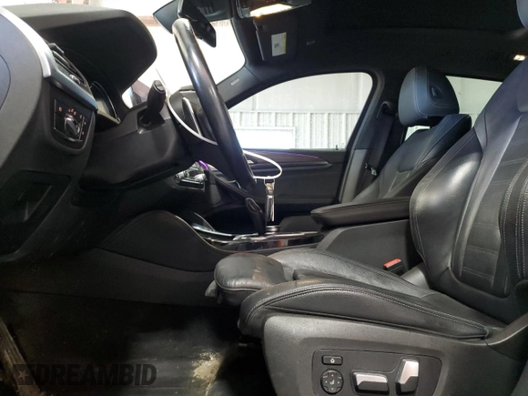 2019 BMW X4 xDrive30i z VIN 5UXUJ3C55KLG52171, wystawiony jako Copart lot #53265515 z przebiegiem 68 346 mil mil oraz Szkoda całkowita • Salvage title. Historia ofert i sprzedaży dostępna na DreamBid. Obrazek 7.