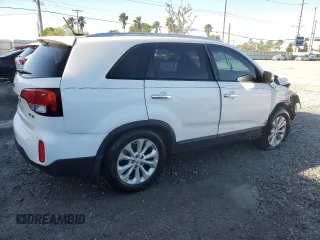 2015 Kia Sorento EX with VIN 5XYKU4A74FG644121, listed as a Copart auction lot 48654675 with 123,872 mi miles and Salvage Title. Bid and sale history available at carsss.com. Image 3.