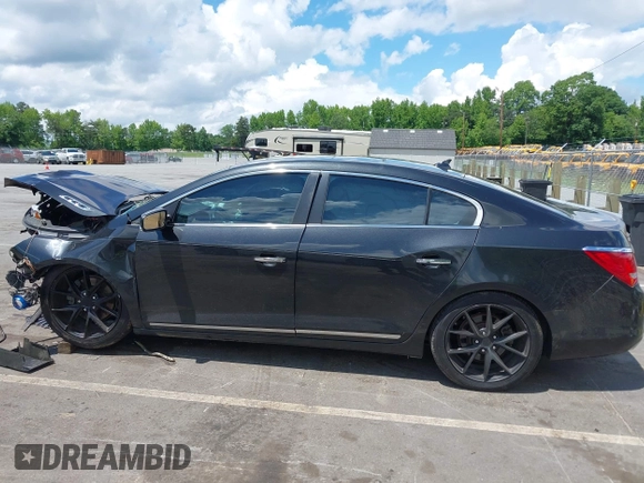 2014 Buick LaCrosse Premium I with VIN 1G4GD5G30EF305496, listed as a IAAI auction lot 42270646 with 210,038 mi miles and . Bid and sale history available at DreamBid. Image 15.
