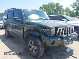 2008 Jeep Commander Sport с VIN 1J8HG48K88C232277, выставлен на аукционе IAAI как лот 42582253 с пробегом 159 912 миль миль и . История ставок и продаж доступна на DreamBid. Изображение 1.