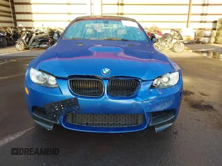 2013 BMW M3 z VIN WBSKG9C50DJ594307, wystawiony jako IAAI lot #41702669 z przebiegiem 80 609 mil mil oraz . Historia ofert i sprzedaży dostępna na DreamBid. Obrazek 12.