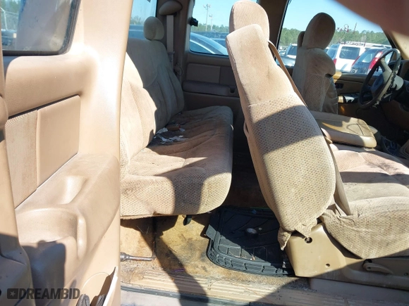 1999 Chevrolet Silverado 1500 LS with VIN 2GCEC19V1X1144026, listed as a IAAI auction lot 41398552 with 216,068 mi miles. Bid and sale history available at carsss.com. Image 8.