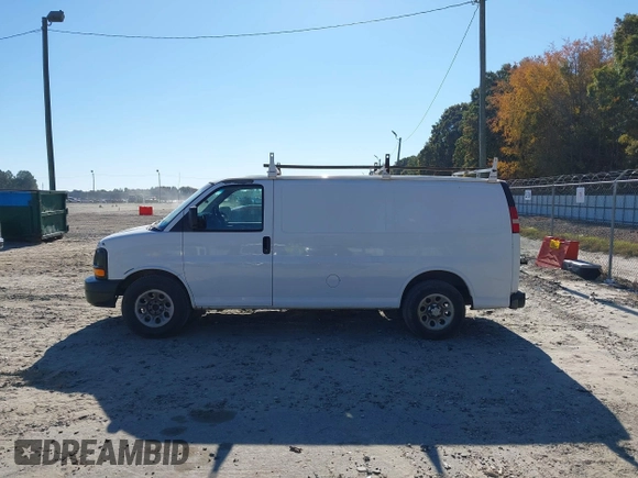 2010 Chevrolet Express Cargo Van with VIN 1GCUGADX3A1131204, listed as a IAAI auction lot 40709065 with 312,430 mi miles. Bid and sale history available at carsss.com. Image 14.