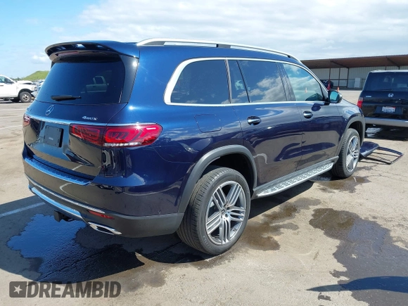 2020 Mercedes-Benz GLS with VIN 4JGFF5KE1LA207411, listed as a IAAI auction lot 41896706 with 31,843 mi miles. Bid and sale history available at carsss.com. Image 4.