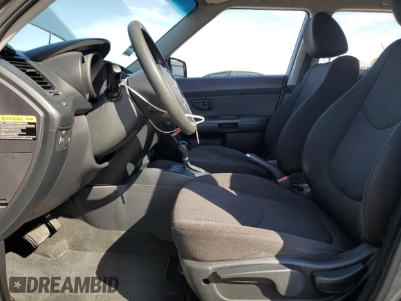 2013 Kia Soul with VIN KNDJT2A55D7500749, listed as a Copart auction lot 48377645 with 98,240 mi miles and Salvage Title. Bid and sale history available at DreamBid. Image 7.