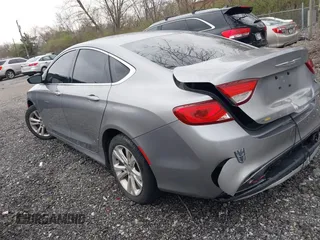 2015 Chrysler 200 Limited with VIN 1C3CCCAB6FN571322, listed as a IAAI auction lot 41929946 with 178,348 mi miles. Bid and sale history available at carsss.com. Image 3.