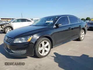 2013 Volkswagen Passat SE z VIN 1VWBH7A36DC025778, wystawiony jako Copart lot #58165955 z przebiegiem 179 035 mil mil oraz Czysty tytuł • Clean title. Historia ofert i sprzedaży dostępna na DreamBid. Obrazek 1.