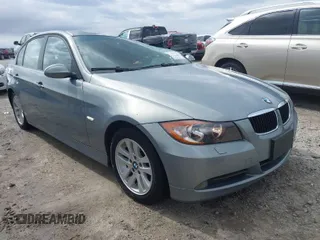 2007 BMW 3 Series 328i with VIN WBAVA33527KX71597, listed as a IAAI auction lot 41759330 with 143,500 mi miles. Bid and sale history available at carsss.com. Image 1.