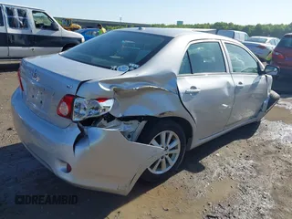 2010 Toyota Corolla z VIN 1NXBU4EE6AZ294311, wystawiony jako IAAI lot #42274105 z przebiegiem Nie podano mil oraz . Historia ofert i sprzedaży dostępna na DreamBid. Obrazek 4.