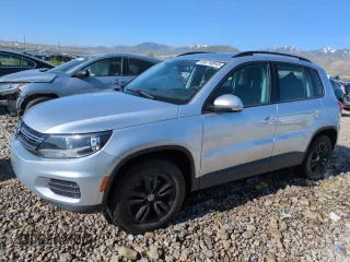 2017 Volkswagen Tiguan S z VIN WVGBV7AX3HK027834, wystawiony jako Copart lot #58216845 z przebiegiem 58 570 mil mil oraz Szkoda całkowita • Salvage title. Historia ofert i sprzedaży dostępna na DreamBid. Obrazek 1.