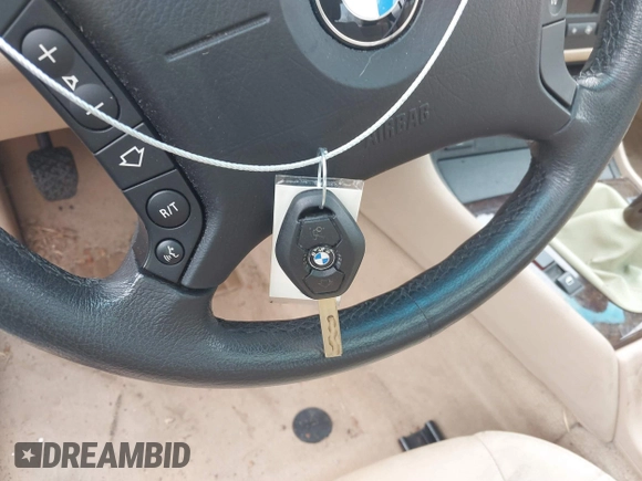 2003 BMW 3 Series 325i z VIN WBAEV33473KL58984, wystawiony jako IAAI lot #41495695 z przebiegiem 16 468 mil mil oraz . Historia ofert i sprzedaży dostępna na DreamBid. Obrazek 11.