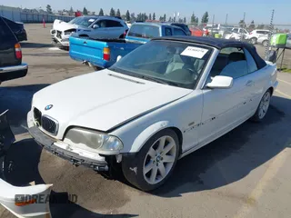 2003 BMW 3 Series 325Ci with VIN WBABS33433PG90017, listed as a IAAI auction lot 41360270 with Not provided miles and . Bid and sale history available at DreamBid. Image 2.