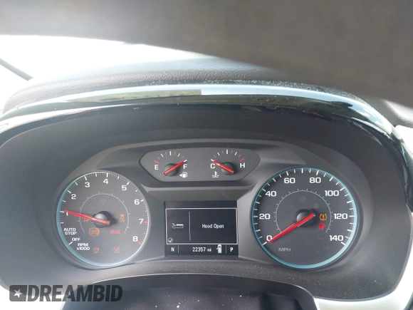 2020 Chevrolet Traverse LS z VIN 1GNERFKW8LJ262886, wystawiony jako IAAI lot #42124771 z przebiegiem 22 357 mil mil oraz . Historia ofert i sprzedaży dostępna na DreamBid. Obrazek 7.