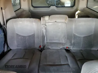 2004 Chevrolet Tahoe LS with VIN 1GNEC13V14R200632, listed as a Copart auction lot 74613094 with 303,254 mi miles and Salvage Title. Bid and sale history available at carsss.com. Image 10.