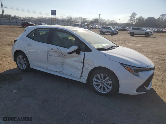 2024 Toyota Corolla Hatchback SE with VIN JTND4MBE5R3219047, listed as a Copart auction lot 47062215 with 11,322 mi miles and Salvage Title. Bid and sale history available at carsss.com. Image 4.