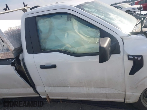 2022 Ford F-150 XL with VIN 1FTMF1CB2NKD95281, listed as a IAAI auction lot 41684433 with 1 mi miles. Bid and sale history available at carsss.com. Image 12.