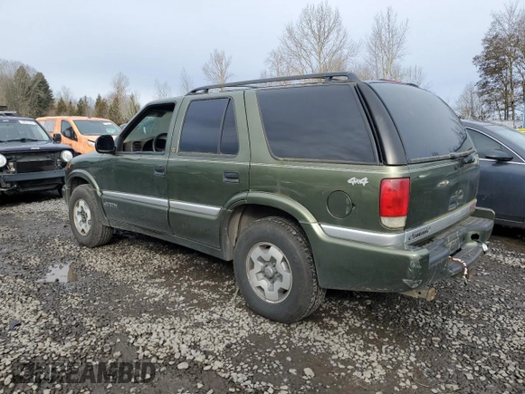 2001 GMC Jimmy SLE with VIN 1GKDT13W912219905, listed as a Copart auction lot 45172185 with 0 mi miles and Salvage Title. Bid and sale history available at carsss.com. Image 2.