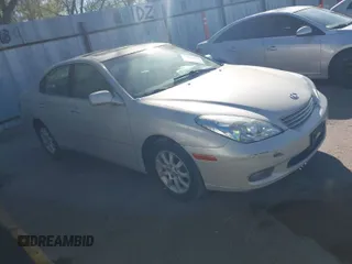2002 Lexus ES 300 with VIN JTHBF30G720075205, listed as a IAAI auction lot 41991314 with 192,755 mi miles. Bid and sale history available at carsss.com. Image 1.