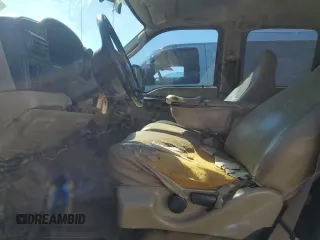 2005 Ford F-350 XL с VIN 1FTWW32P25EA98589, выставлен на аукционе Copart как лот 46894705 с пробегом 256 232 миль миль и Списание • Salvage title. История ставок и продаж доступна на DreamBid. Изображение 7.