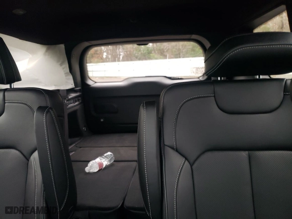 2022 Jeep Grand Cherokee L Overland with VIN 1C4RJJDG7N8570281, listed as a Copart auction lot 43272305 with 0 mi miles and Salvage Title. Bid and sale history available at carsss.com. Image 10.