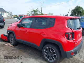 2020 Jeep Renegade Jeepster with VIN ZACNJBAB7LPL75071, listed as a IAAI auction lot 42017529 with 42,477 mi miles and . Bid and sale history available at carsss.com. Image 3.