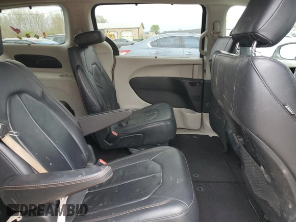 2017 Chrysler Pacifica Touring L with VIN 2C4RC1BG0HR839338, listed as a Copart auction lot 53531095 with 139,580 mi miles and Salvage Title. Bid and sale history available at DreamBid. Image 11.