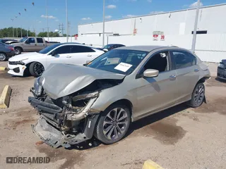 2015 Honda Accord Sedan Sport with VIN 1HGCR2F52FA215532, listed as a IAAI auction lot 40463149 with 160,393 mi miles. Bid and sale history available at carsss.com. Image 19.