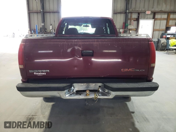 1996 GMC Sierra 1500 with VIN 2GTEC19W3T1560582, listed as a Copart auction lot 73985374 with 250,033 mi miles and Salvage Title. Bid and sale history available at DreamBid. Image 6.