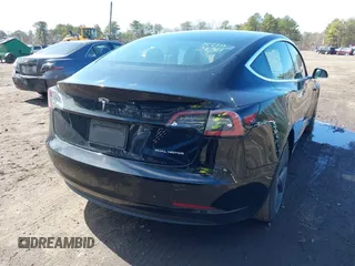 2020 Tesla Model 3 Long Range with VIN 5YJ3E1EB6LF600266, listed as a IAAI auction lot 41819374 with 28,406 mi miles. Bid and sale history available at carsss.com. Image 16.