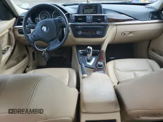 2013 BMW 3 Series 328i xDrive z VIN WBA3B5C54DJ598845, wystawiony jako Copart lot #62359705 z przebiegiem 116 699 mil mil oraz Szkoda całkowita • Salvage title. Historia ofert i sprzedaży dostępna na DreamBid. Obrazek 8.