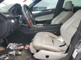 2010 Mercedes-Benz E 350 Luxury z VIN WDDHF5GB0AA078706, wystawiony jako Copart lot #49172915 z przebiegiem 208 869 mil mil oraz Szkoda całkowita • Salvage title. Historia ofert i sprzedaży dostępna na DreamBid. Obrazek 7.