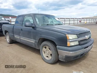 2005 Chevrolet Silverado 1500 LS z VIN 2GCEC19V851101428, wystawiony jako IAAI lot #42413518 z przebiegiem 195 863 mil mil oraz . Historia ofert i sprzedaży dostępna na DreamBid. Obrazek 1.