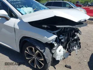 2019 Lexus RX 350L Premium z VIN JTJGZKCA1K2012487, wystawiony jako IAAI lot #42119686 z przebiegiem 76 756 mil mil oraz . Historia ofert i sprzedaży dostępna na DreamBid. Obrazek 18.