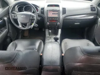 2011 Kia Sorento EX with VIN 5XYKUDA23BG037514, listed as a Copart auction lot 55609025 with 186,135 mi miles and Clean Title. Bid and sale history available at DreamBid. Image 8.