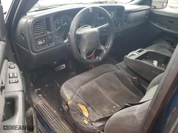2001 Chevrolet Silverado 1500 LS with VIN 2GCEC19V111175185, listed as a Copart auction lot 44200645 with 188,146 mi miles and Salvage Title. Bid and sale history available at carsss.com. Image 8.