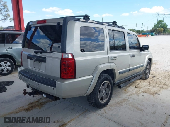 2008 Jeep Commander Sport with VIN 1J8HH48K08C200971, listed as a IAAI auction lot 42046063 with 232,501 mi miles and . Bid and sale history available at DreamBid. Image 4.