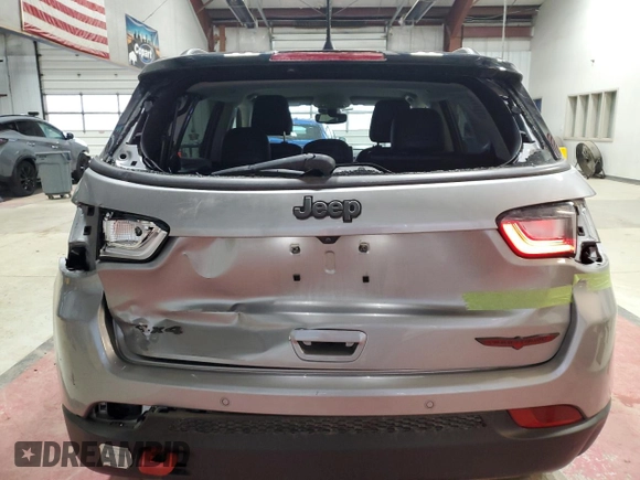 2022 Jeep Compass Trailhawk z VIN 3C4NJDDBXNT146535, wystawiony jako Copart lot #52873595 z przebiegiem 21 513 mil mil oraz Szkoda całkowita • Salvage title. Historia ofert i sprzedaży dostępna na DreamBid. Obrazek 6.