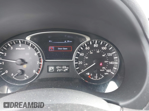 2015 Nissan Altima 2.5 z VIN 1N4AL3AP9FC212952, wystawiony jako IAAI lot #41953425 z przebiegiem 104 139 mil mil oraz . Historia ofert i sprzedaży dostępna na DreamBid. Obrazek 7.