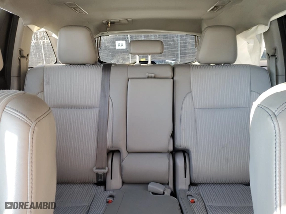 2018 Toyota Highlander LE with VIN 5TDBZRFH3JS860506, listed as a Copart auction lot 87349234 with 56,242 mi miles and Salvage Title. Bid and sale history available at carsss.com. Image 10.