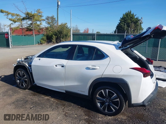 2021 Lexus UX with VIN JTHP9JBH5M2053797, listed as a IAAI auction lot 40718103 with 57,366 mi miles. Bid and sale history available at carsss.com. Image 3.