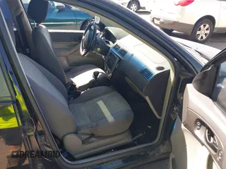 2007 Ford Focus S with VIN 1FAFP34N47W313952, listed as a IAAI auction lot 42799614 with 247,541 mi miles and . Bid and sale history available at DreamBid. Image 5.
