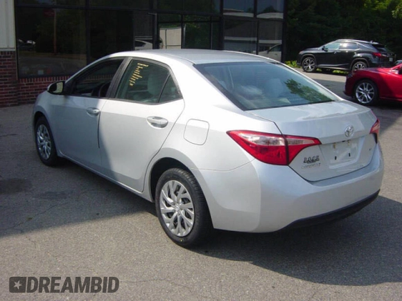 2019 Toyota Corolla L z VIN 2T1BURHE4KC169XXX, wystawiony jako Copart lot #60132545 z przebiegiem 49 500 mil mil oraz Czysty tytuł • Clean title. Historia ofert i sprzedaży dostępna na DreamBid. Obrazek 3.