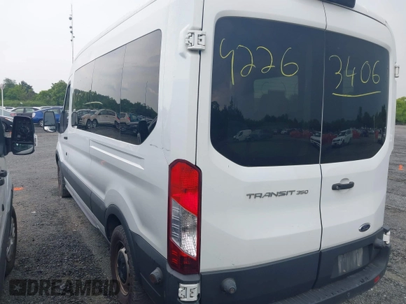 2018 Ford Transit Passenger XL with VIN 1FBAX2CMXJKB46104, listed as a IAAI auction lot 42263406 with Not provided miles and . Bid and sale history available at DreamBid. Image 3.