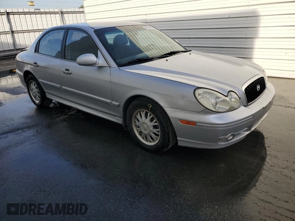 2004 Hyundai Sonata with VIN KMHWF25S04A039620, listed as a Copart auction lot 84199634 with 227,690 mi miles and Salvage Title. Bid and sale history available at carsss.com. Image 4.