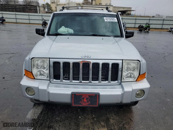 2010 Jeep Commander Sport with VIN 1J4RG4GKXAC137037, listed as a Copart auction lot 43152605 with 143,700 mi miles and Salvage Title. Bid and sale history available at carsss.com. Image 5.