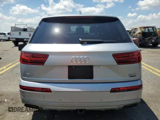 2018 Audi Q7 Prestige with VIN WA1VAAF71JD017682, listed as a Copart auction lot 58713945 with 120,610 mi miles and Salvage title. Bid and sale history available at DreamBid. Image 6.