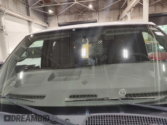 2012 Chevrolet Express Cargo z VIN 1GCSGAFXXC1137699, wystawiony jako IAAI lot #42534166 z przebiegiem 249 234 mil mil oraz . Historia ofert i sprzedaży dostępna na DreamBid. Obrazek 7.