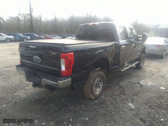 2017 Ford Super Duty F-250 SRW Lariat with VIN 1FT7W2BT4HEC54583, listed as a IAAI auction lot 41419192 with 125,863 mi miles. Bid and sale history available at carsss.com. Image 4.
